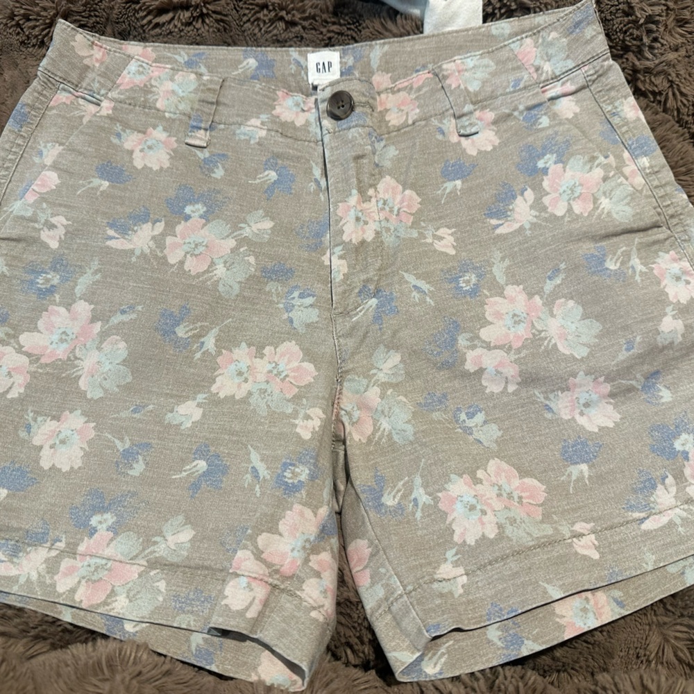 GAP Floral Linen-Blend Bermuda Shorts in Taupe with Pastel Pink & Blue Flowers
